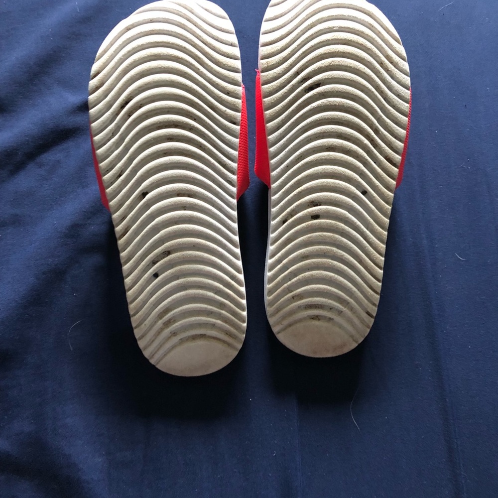 NEW Nike Slides - Picture 4 of 5